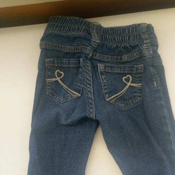 5 pieces 2t - Picture 5 of 6